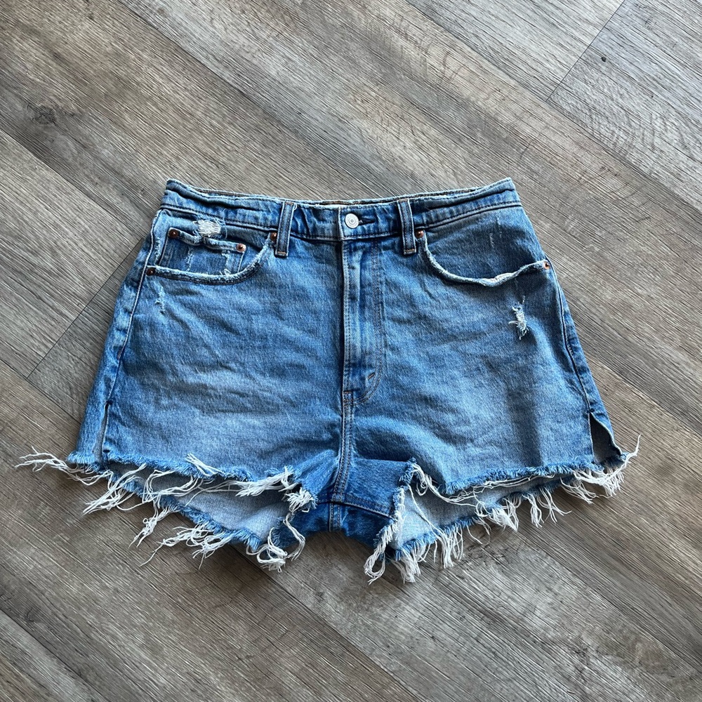 Abercrombie curve love high rise mom short